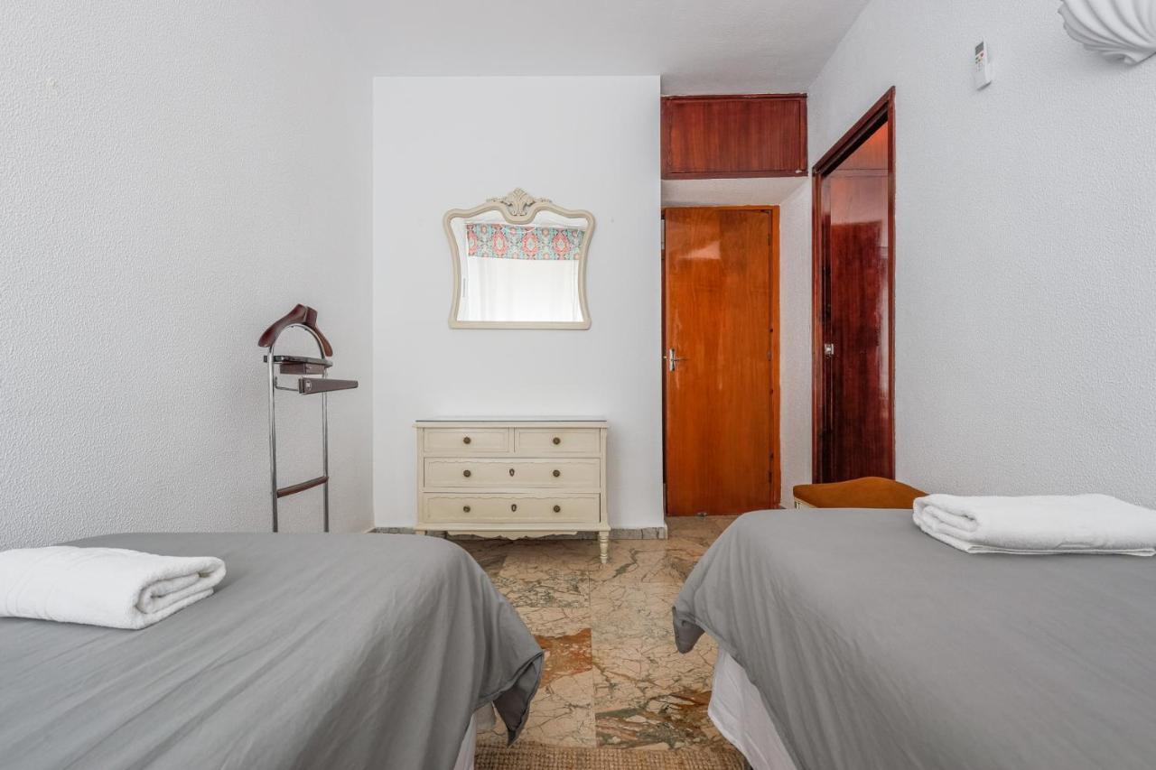 Ferienwohnung Puerta De Carmona Sevilla Exterior foto